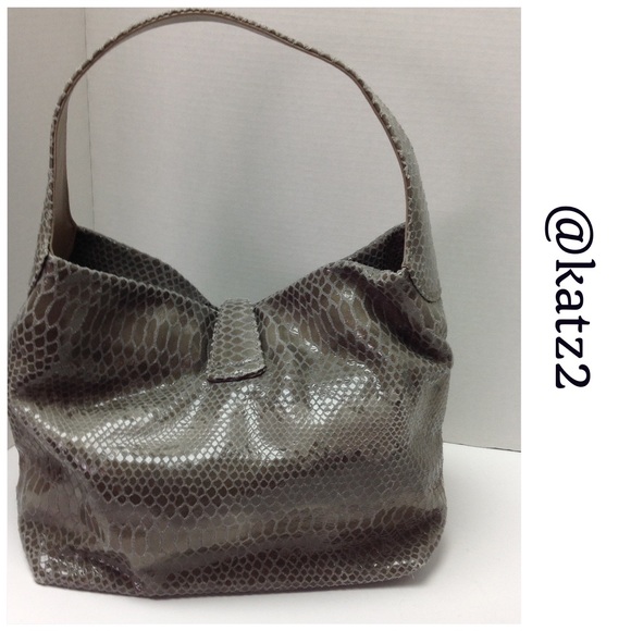 Dooney & Bourke Embossed Snakeskin Pocket Sac - Picture 3 of 6